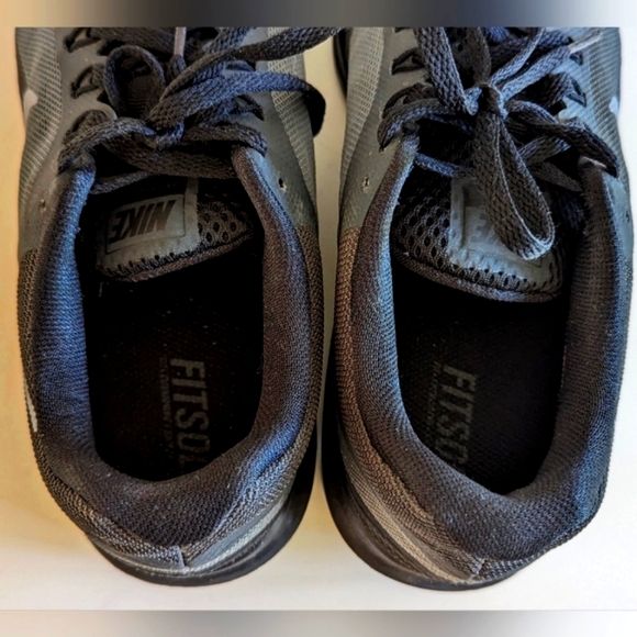 Nike Women's Max Dynasty 2 - Picture 6 of 13